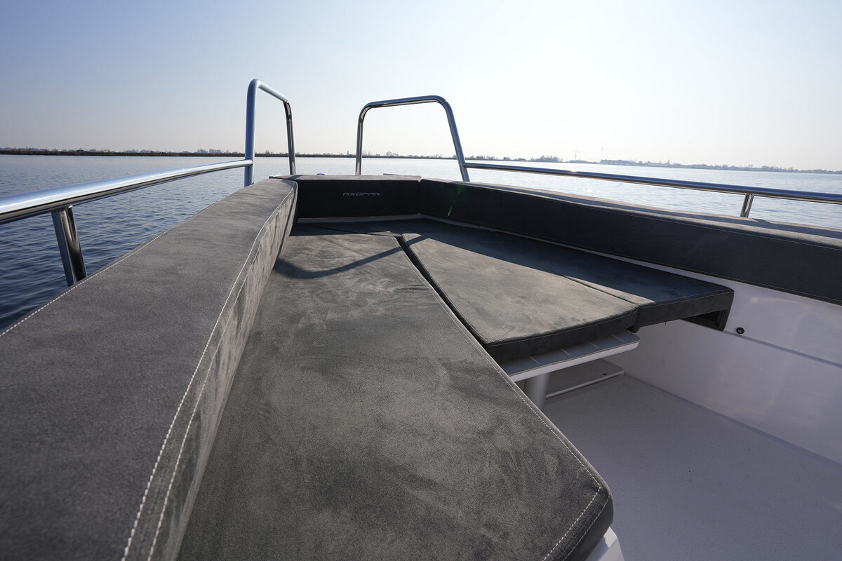 foto: 5 Axopar 28 Cabin - AC