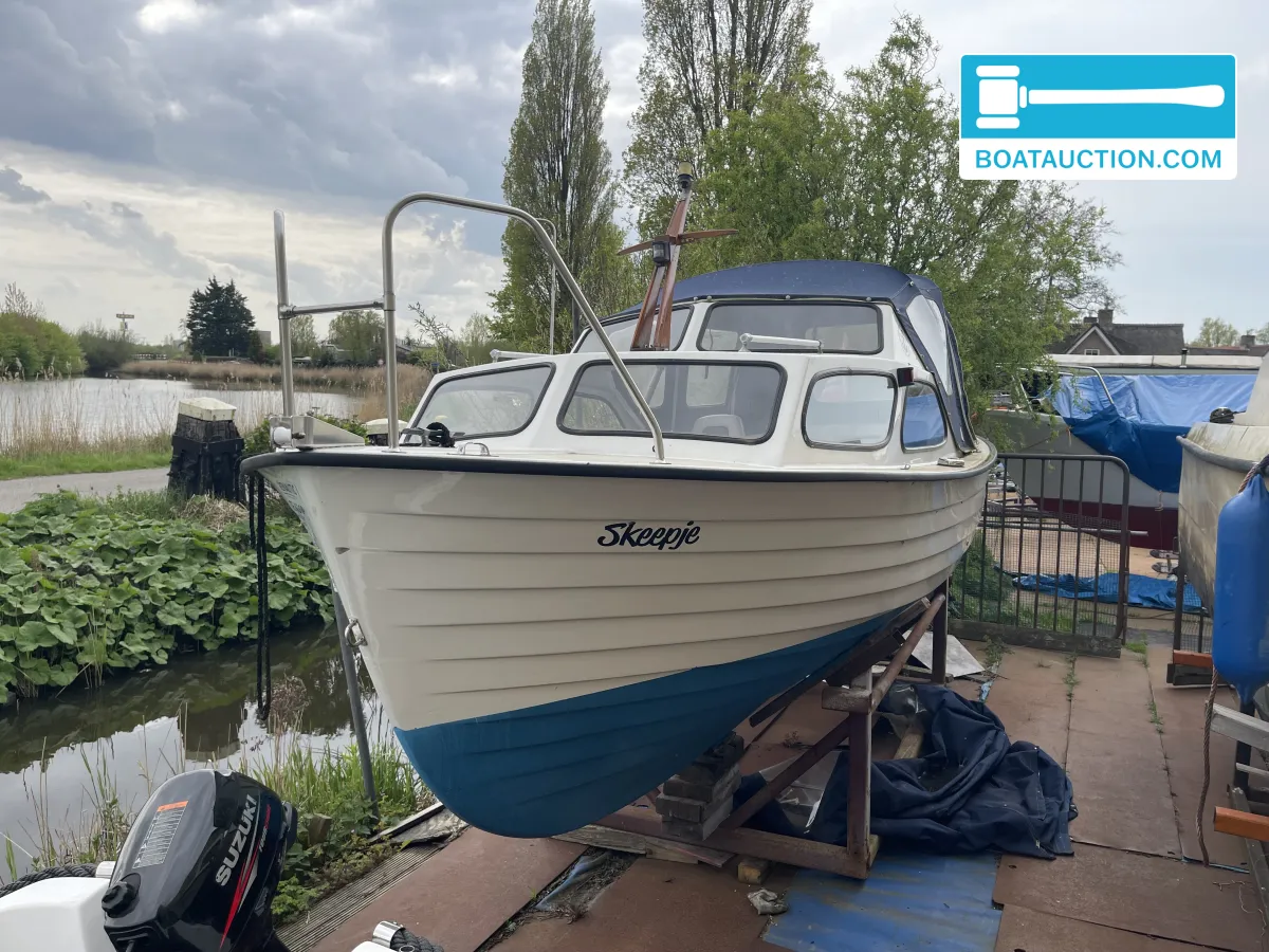 foto: 4 Kajuitboot 650