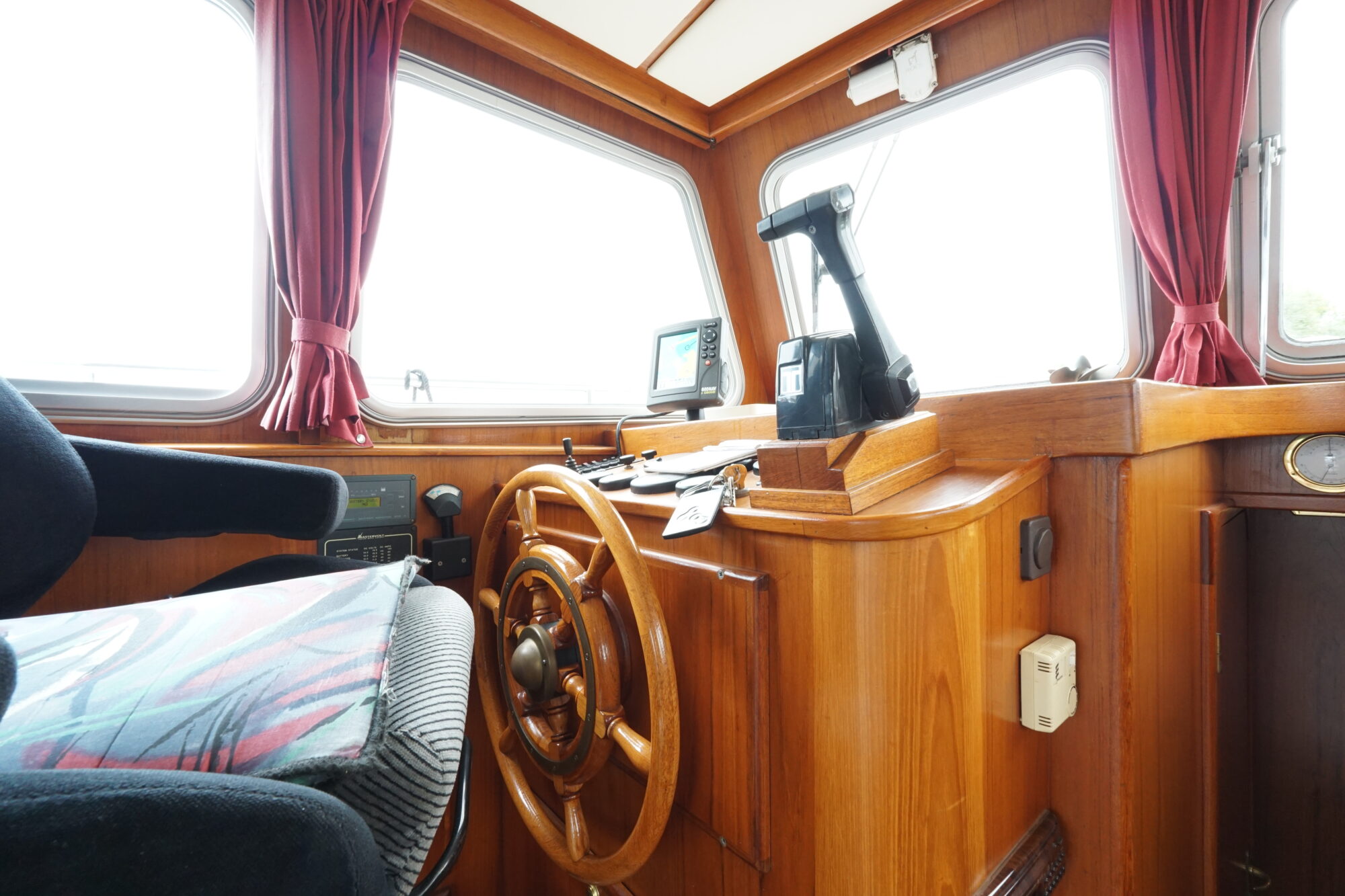 foto: 8 Barkas Barkas 10.30 OK