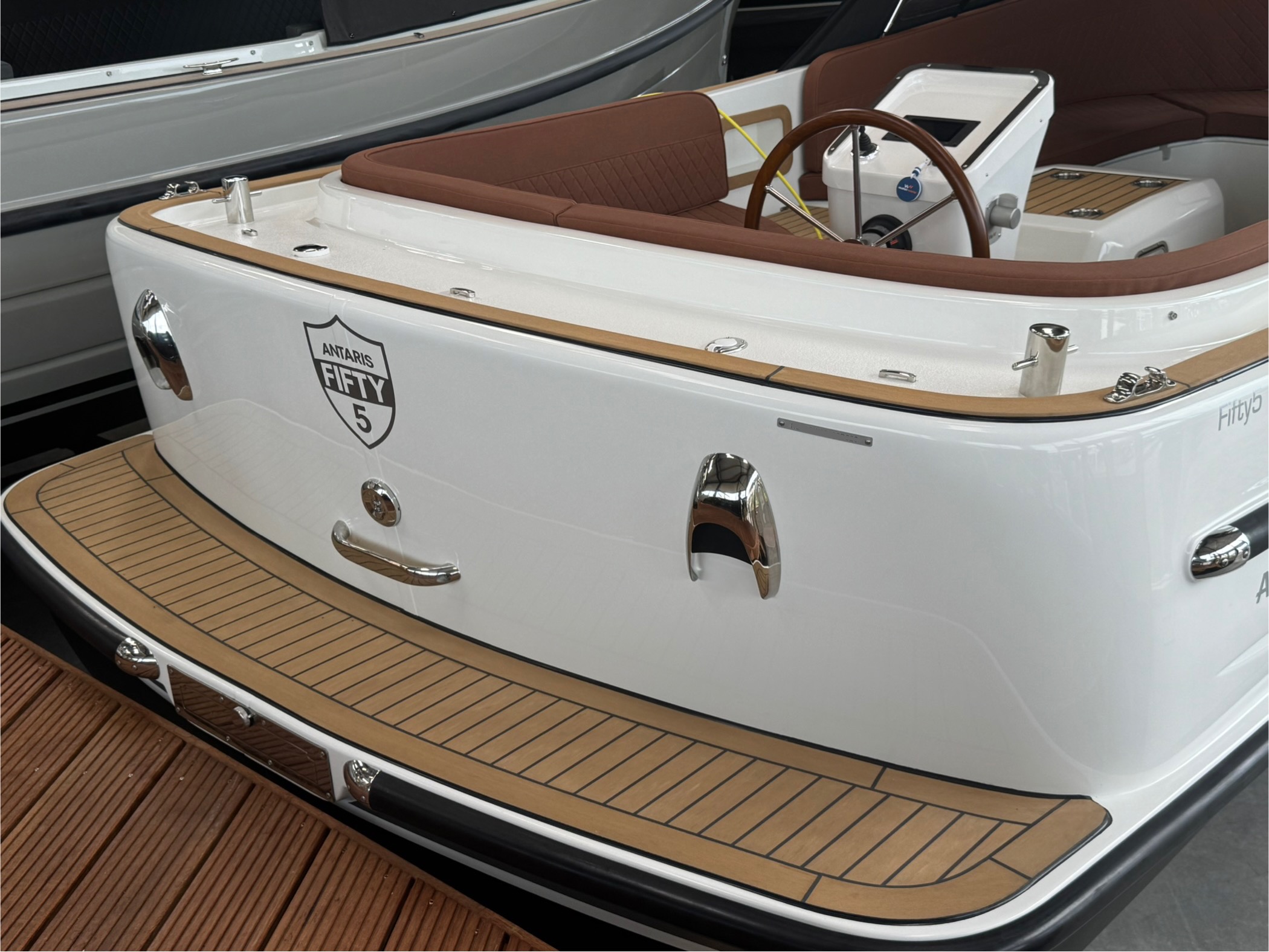 foto: 5 Antaris Fifty5 Elektro