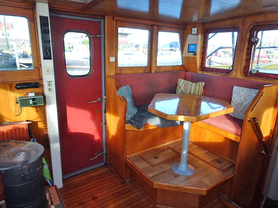 foto: 23 ex Rijkswaterstaat / Varend Woonschip 23.23, CBB Rijn