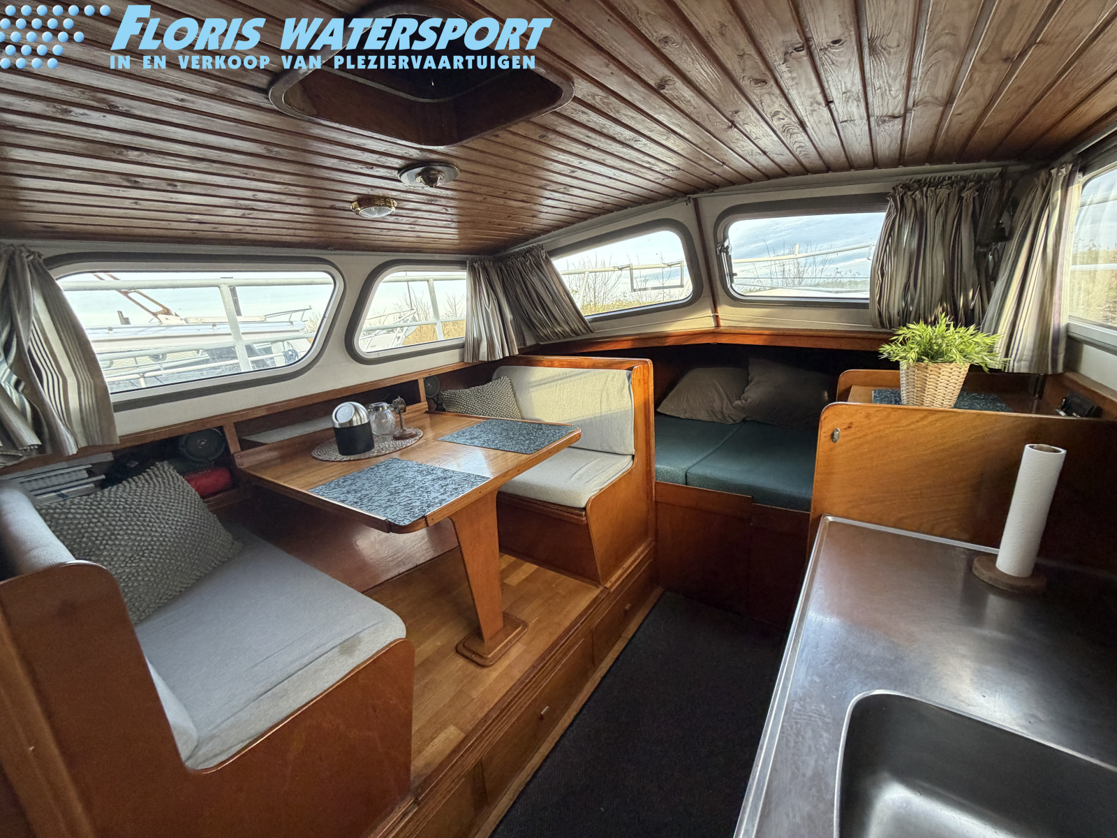 foto: 4 De Ruiterkruiser 1050