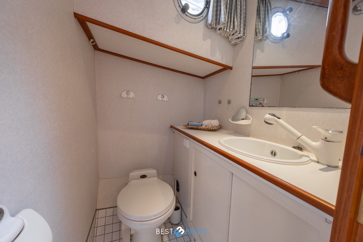 foto: 10 Linssen Classic Sturdy 400 AC Twin