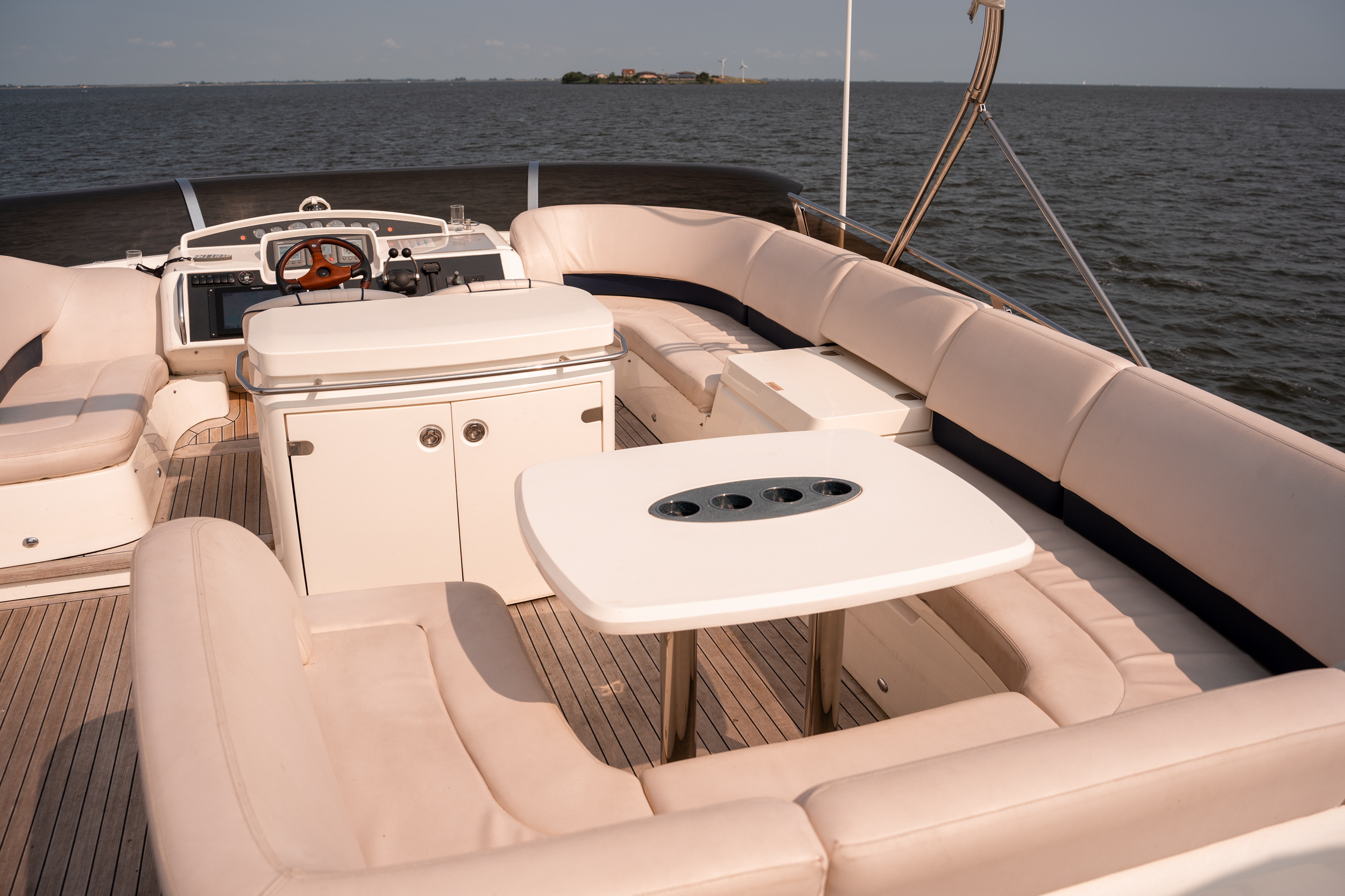 foto: 14 Princess 58 flybridge