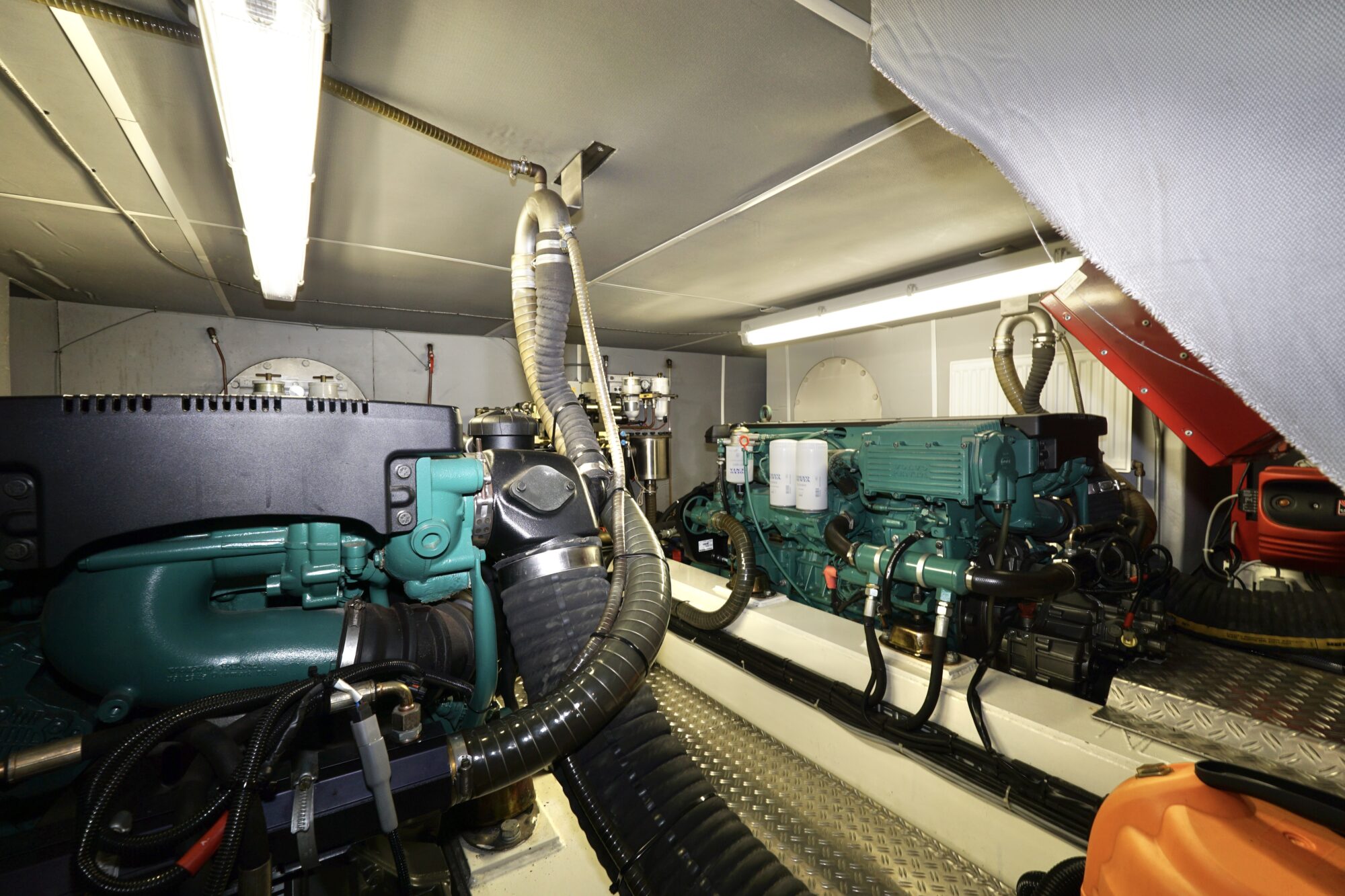 foto: 6 Van den Hoven Van den Hoven Exclusive 18.00 VS