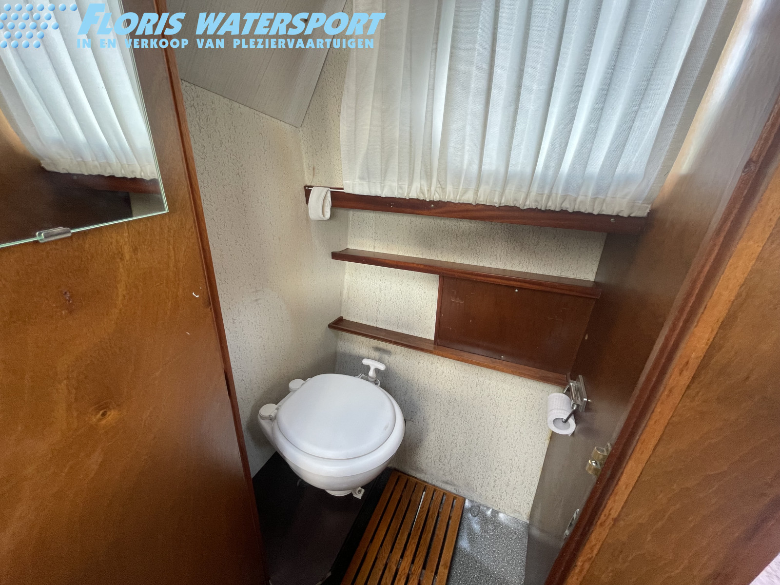 foto: 6 Hooveld 850 Open Cabin