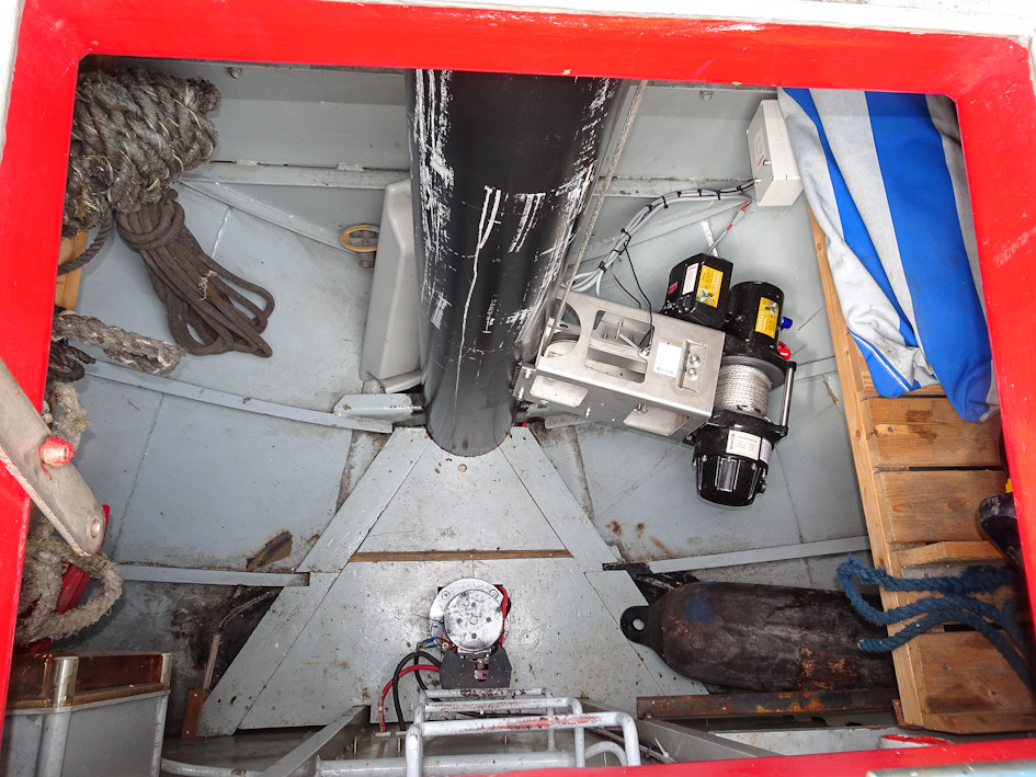 foto: 5 Varend Woonschip ex RWS vlet 14.78