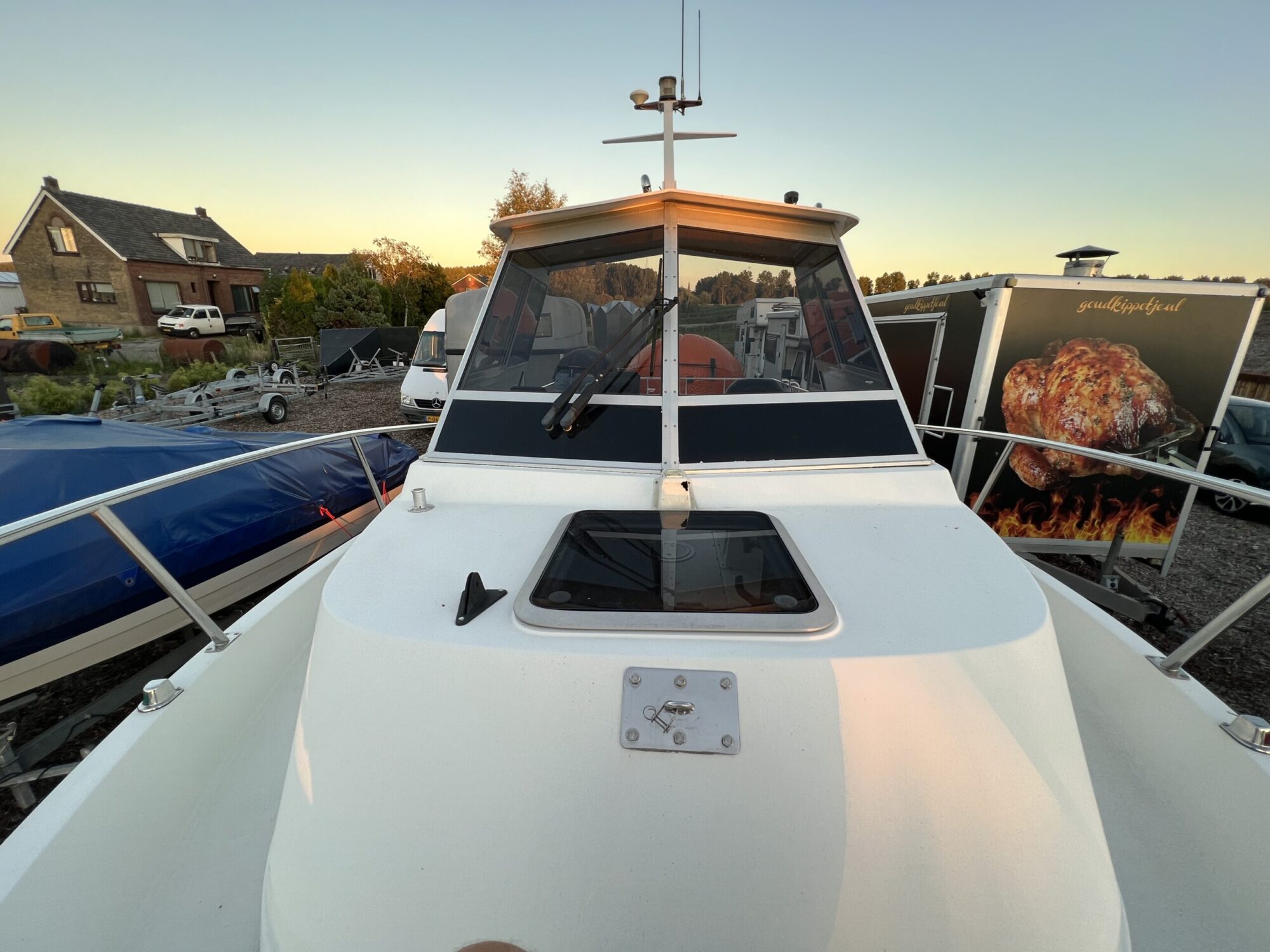 foto: 7 Celebrity Celebrity 2500 Fish Hawk