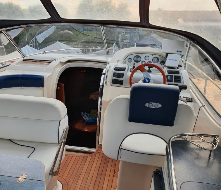 foto: 7 Bavaria 30 Sport