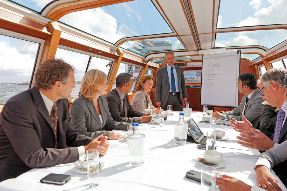 foto: 6 Amsterdamse Grachten rondvaartboot 21.80 21.80