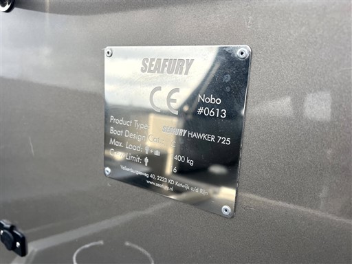 foto: 6 Seafury Hawker 725