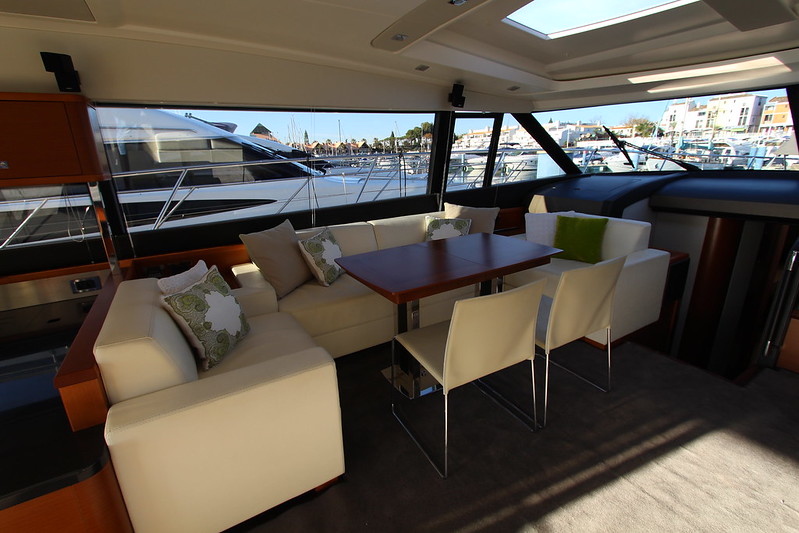 foto: 7 Prestige 620 S