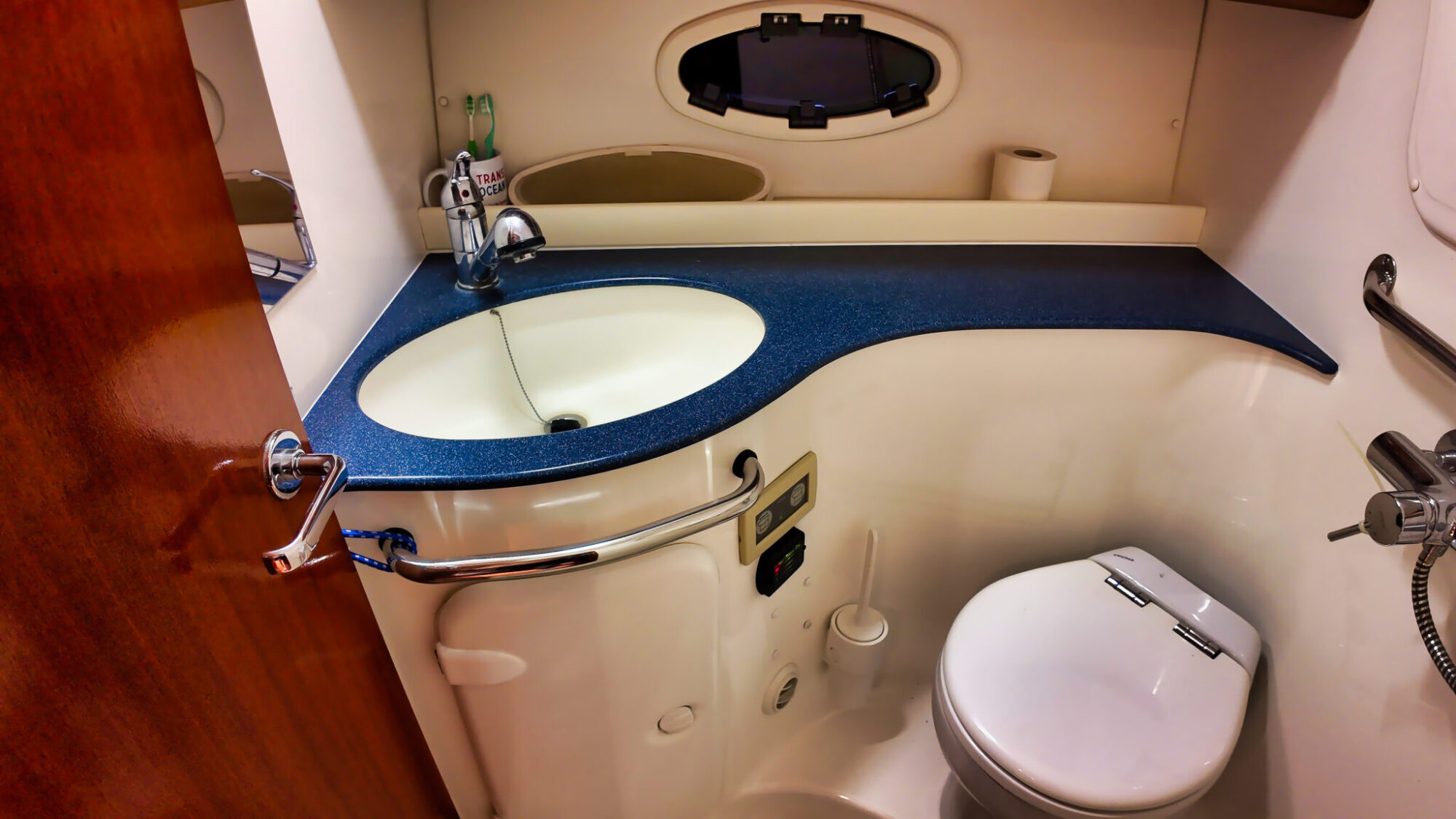 foto: 6 Bavaria Bavaria 37 HT Hardtop