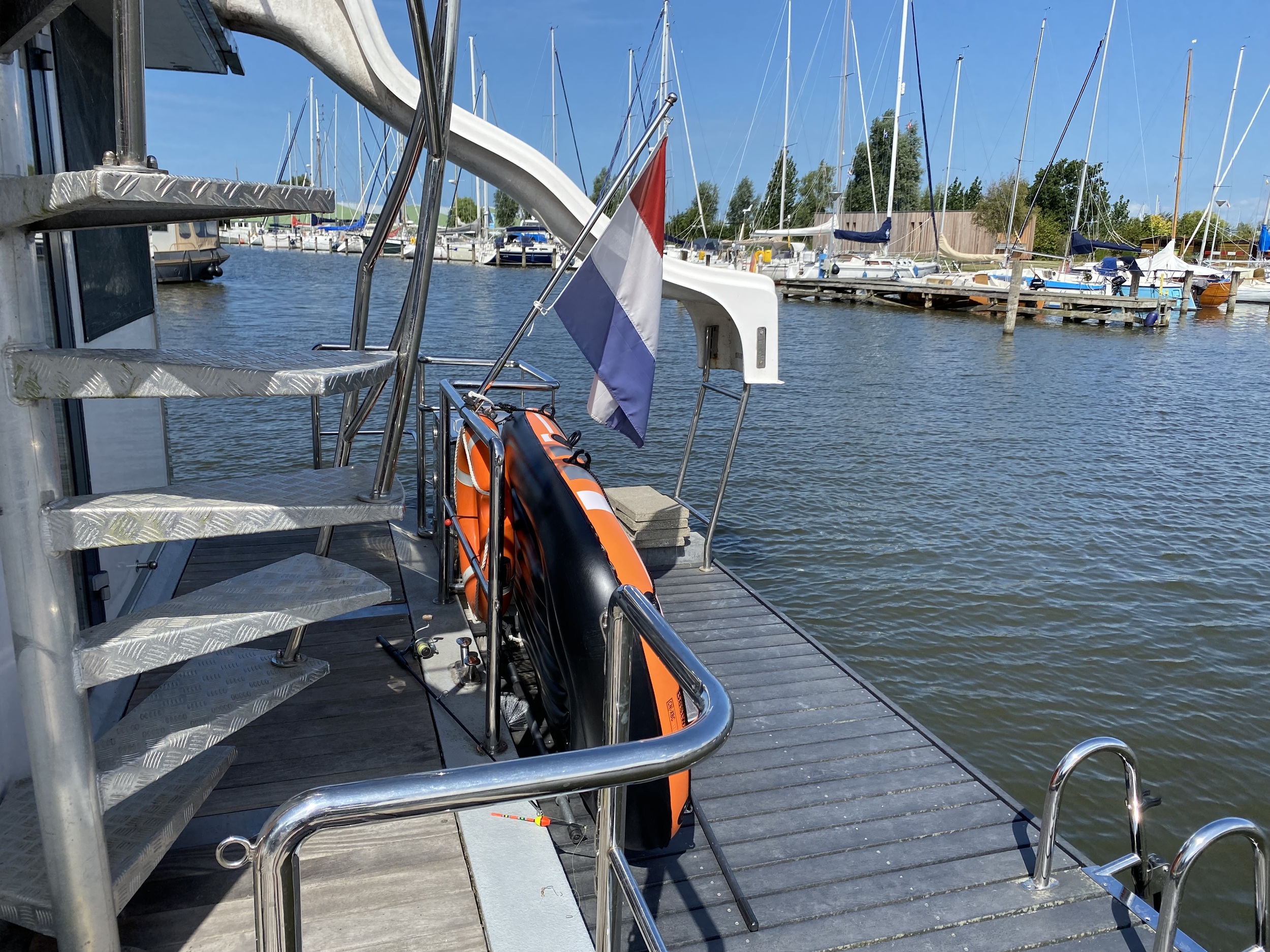 foto: 6 La Mare Houseboat Met Ligplaats Model DFS Aluminium