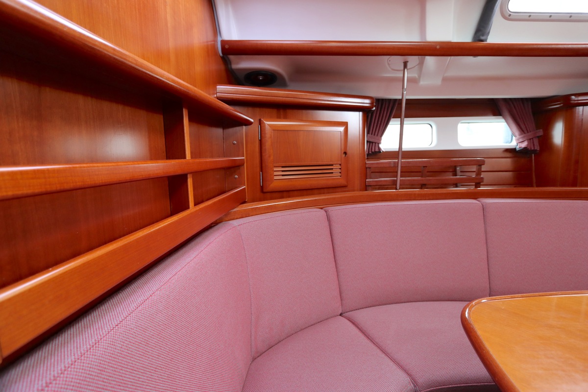 foto: 10 Beneteau Oceanis 423 Clipper 