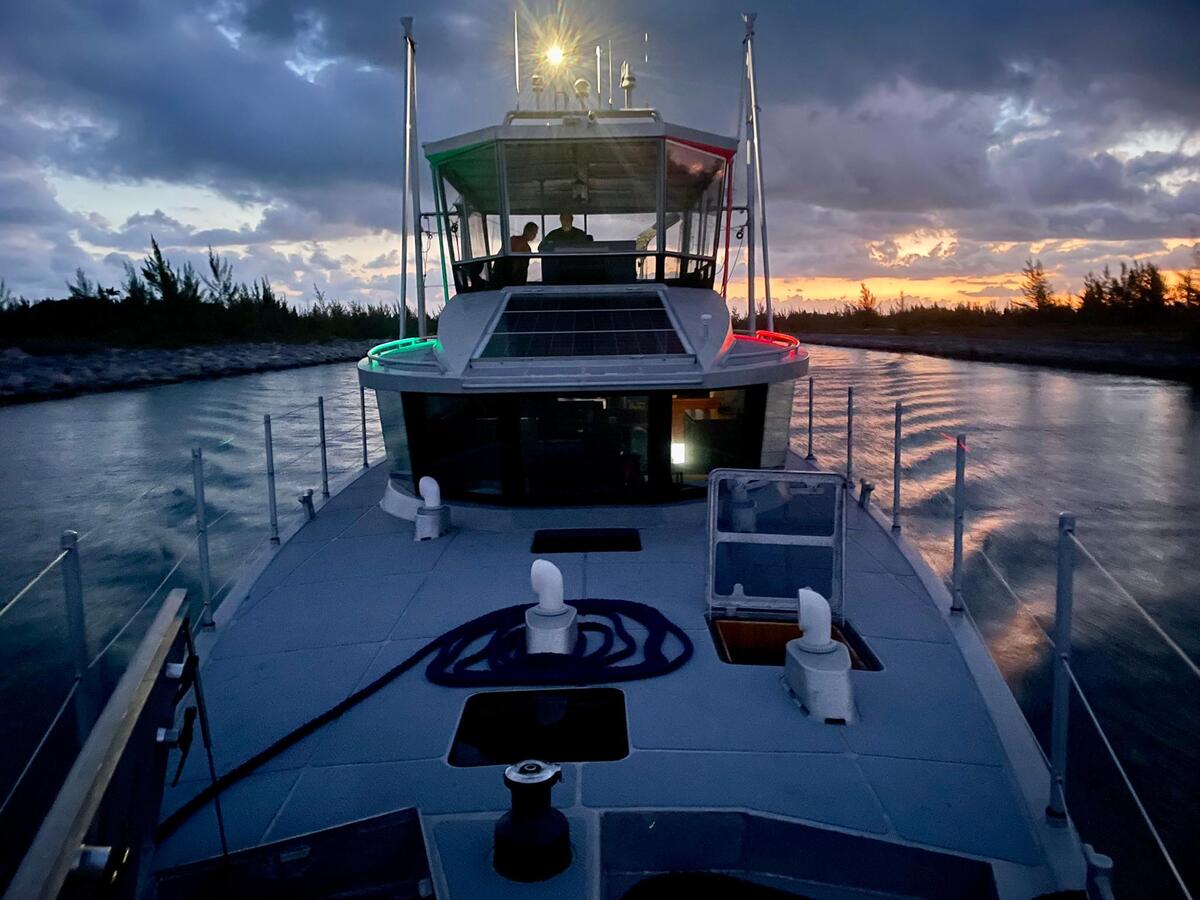 foto: 8 Naval Yachts XPM 78