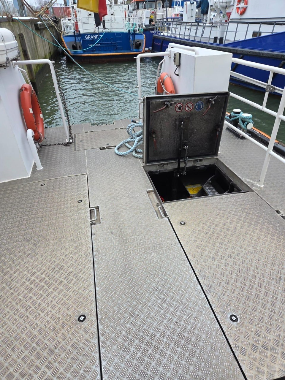 foto: 5 Ex Loodsboot 16.00