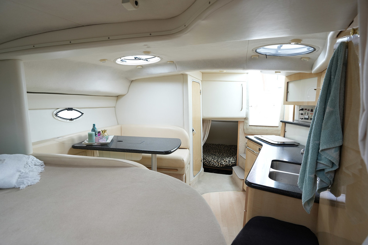 foto: 6 Maxum 3300 SCR
