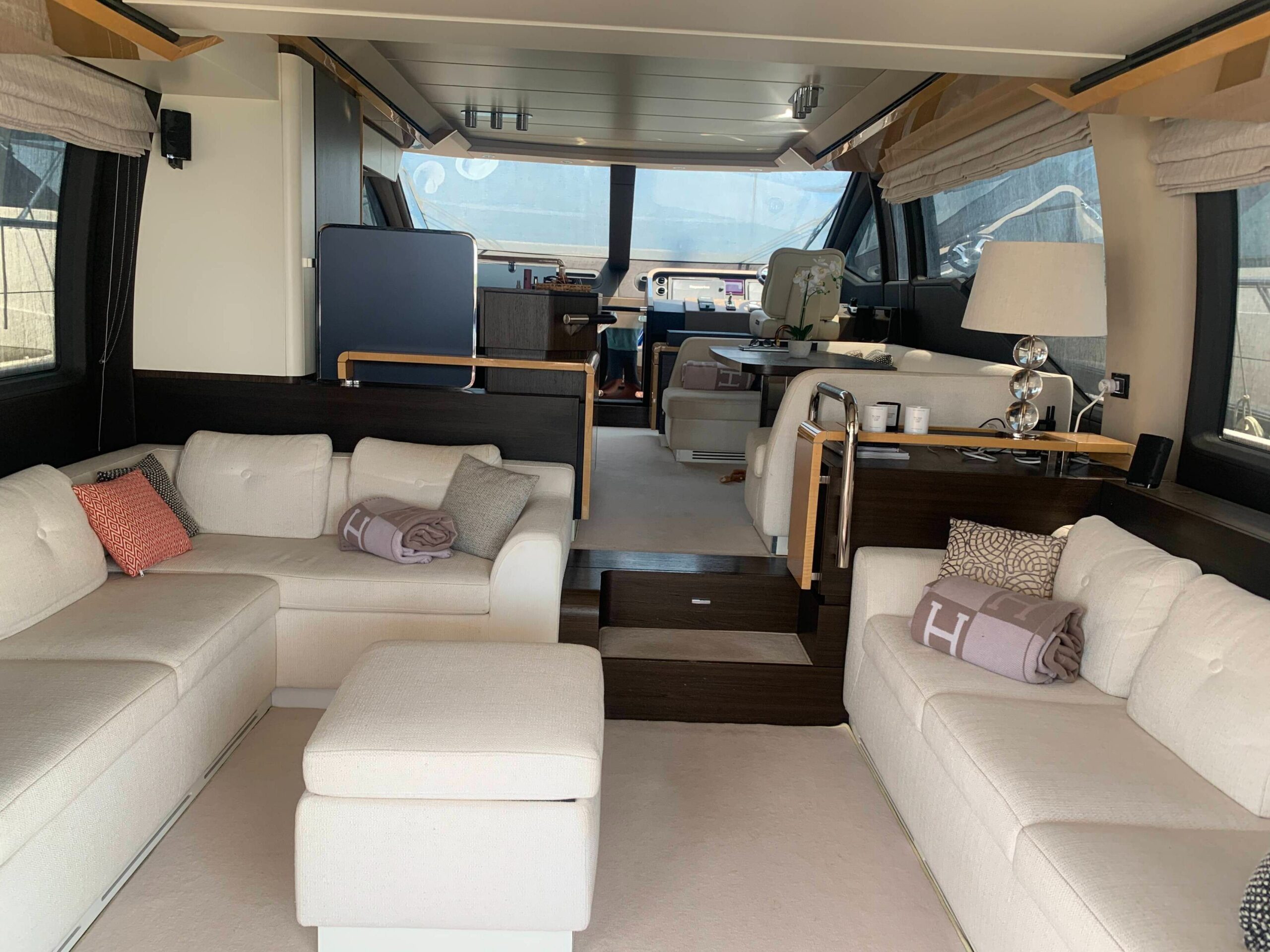 foto: 5 Azimut 66 