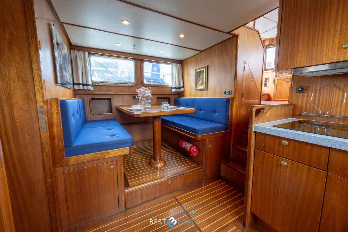 foto: 12 Tradewind 33