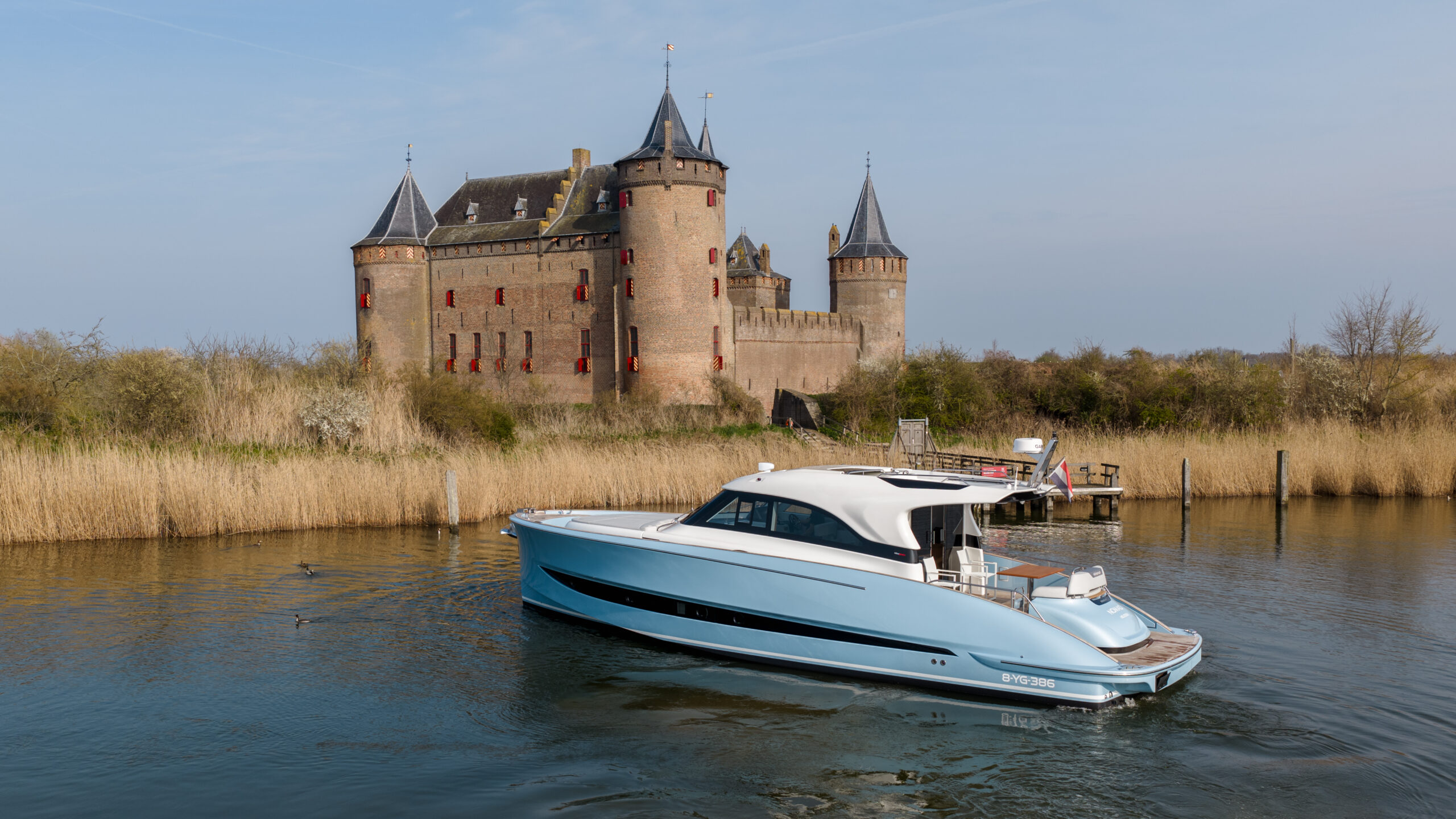 foto: 7 Solaris Power 48 Coupé