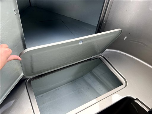 foto: 5 Seafury Hawker 725