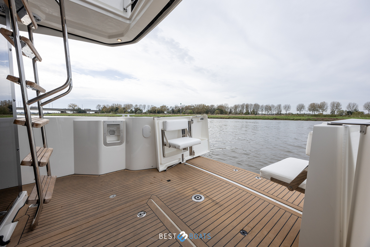 foto: 6 Beneteau Swift Trawler 30 