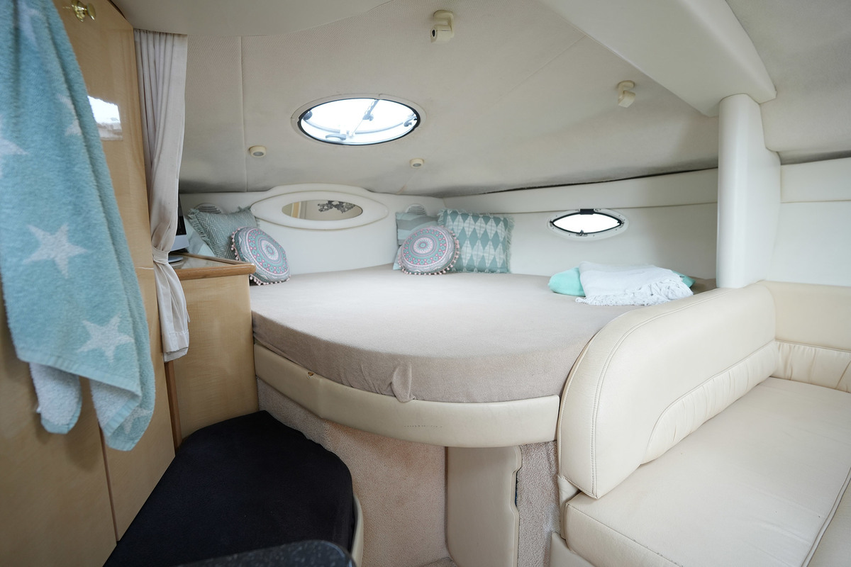 foto: 5 Maxum 3300 SCR