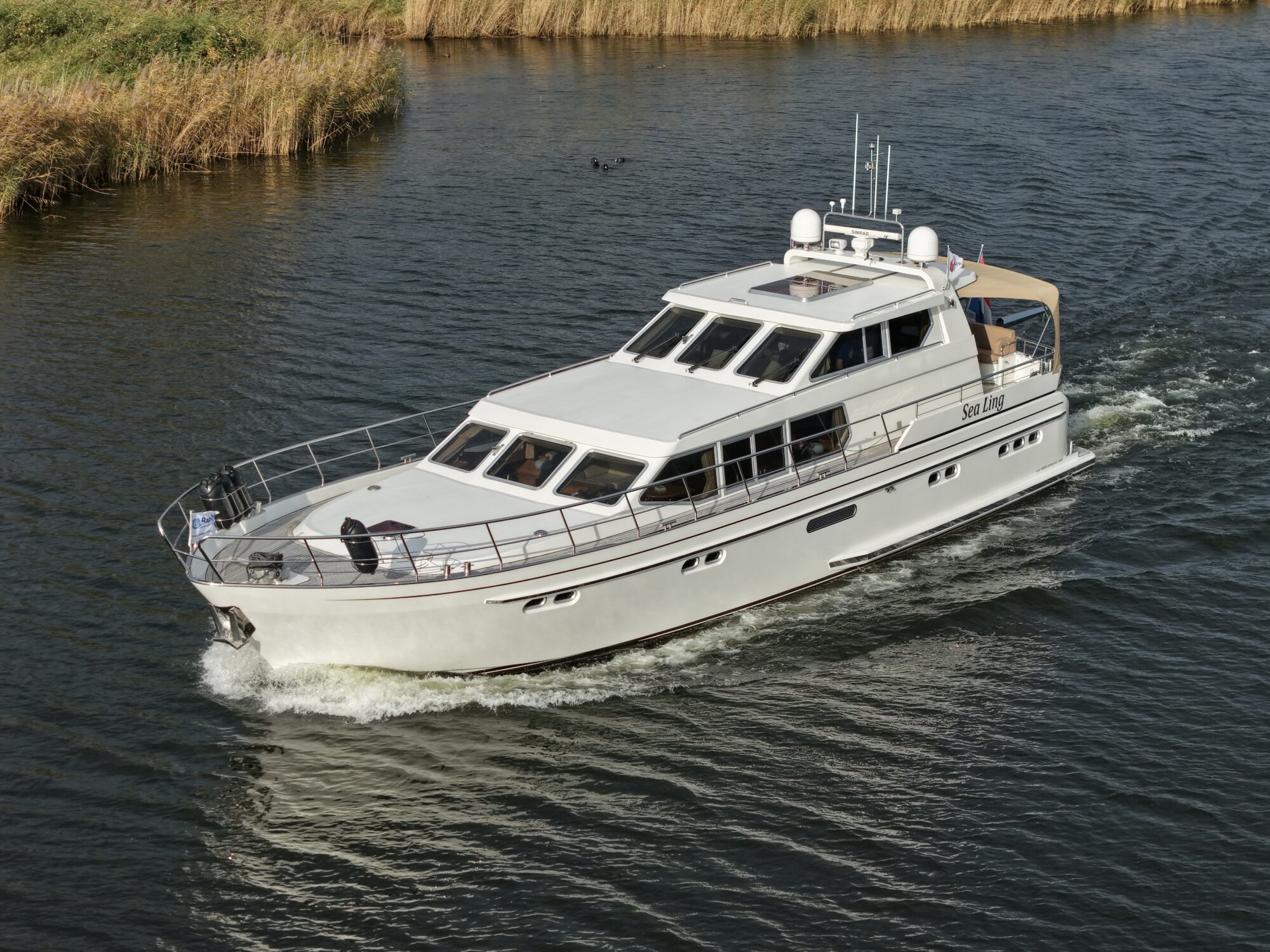 foto: 8 Van den Hoven Van den Hoven Exclusive 18.00 VS