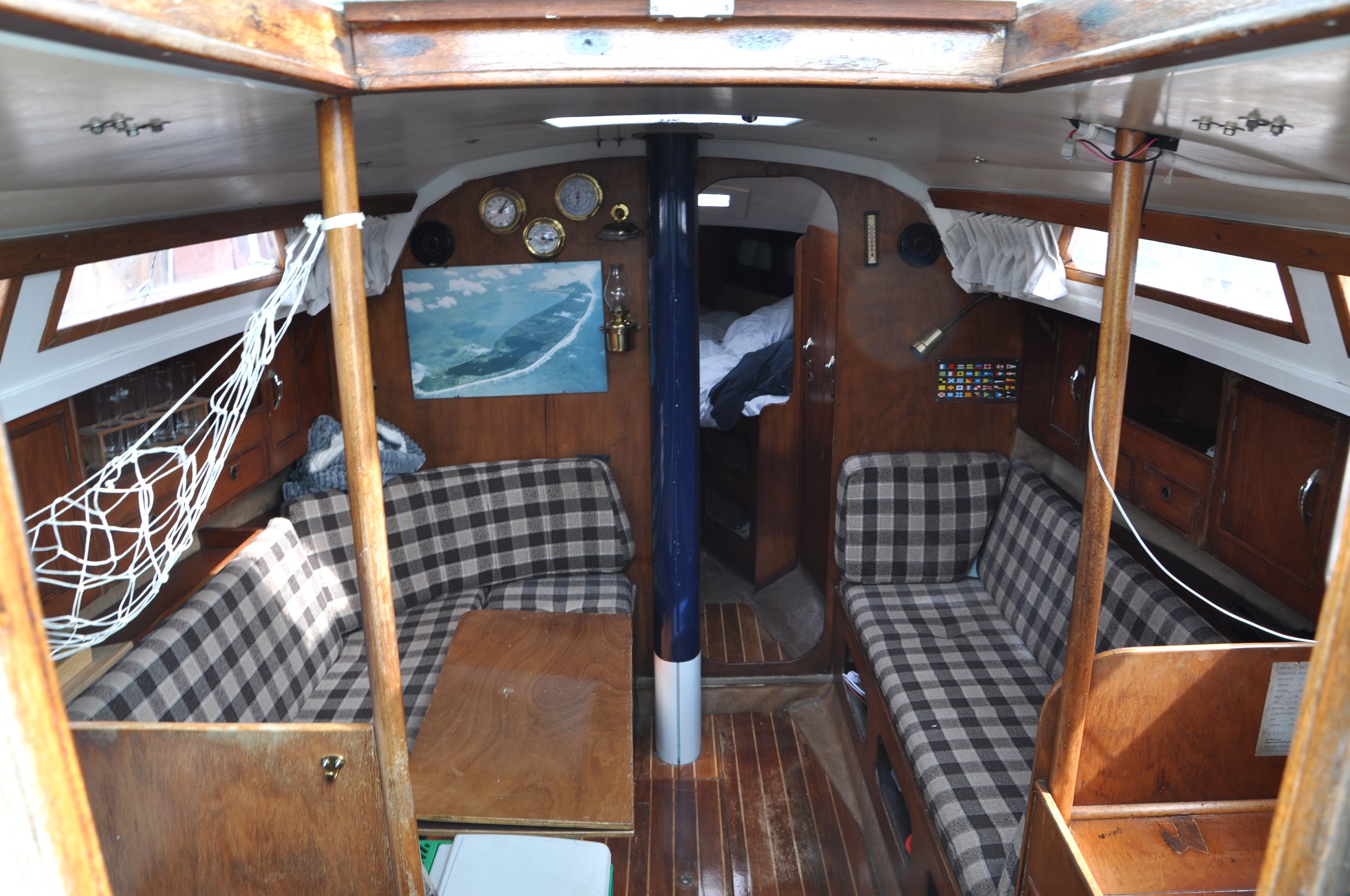 foto: 5 Standfast 33