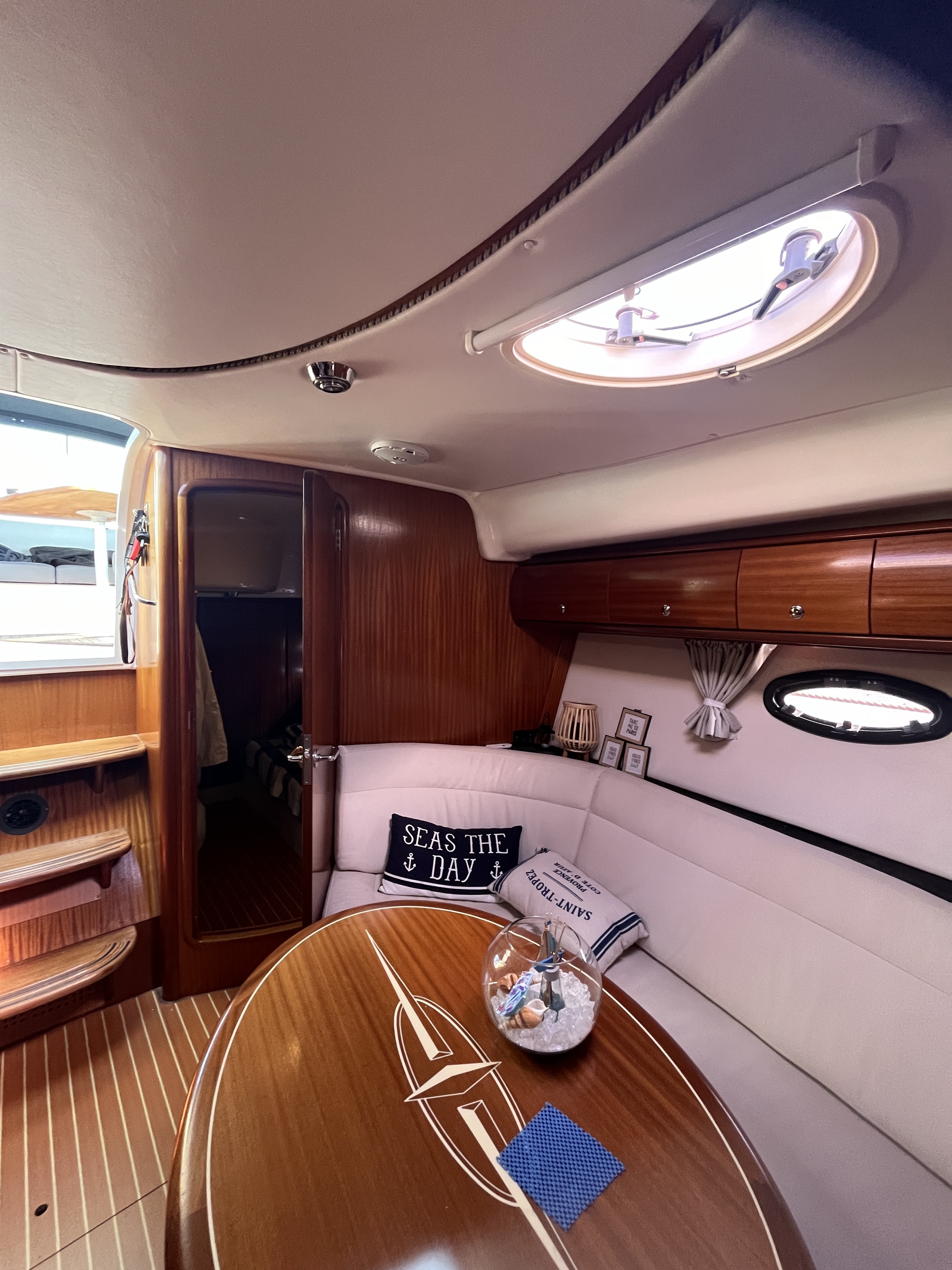 foto: 9 Bavaria 37 Sport Cuiser