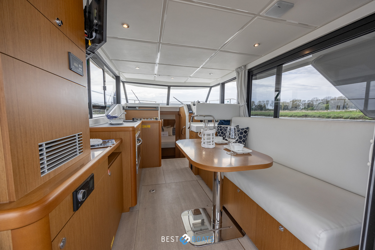 foto: 7 Beneteau Swift Trawler 30 