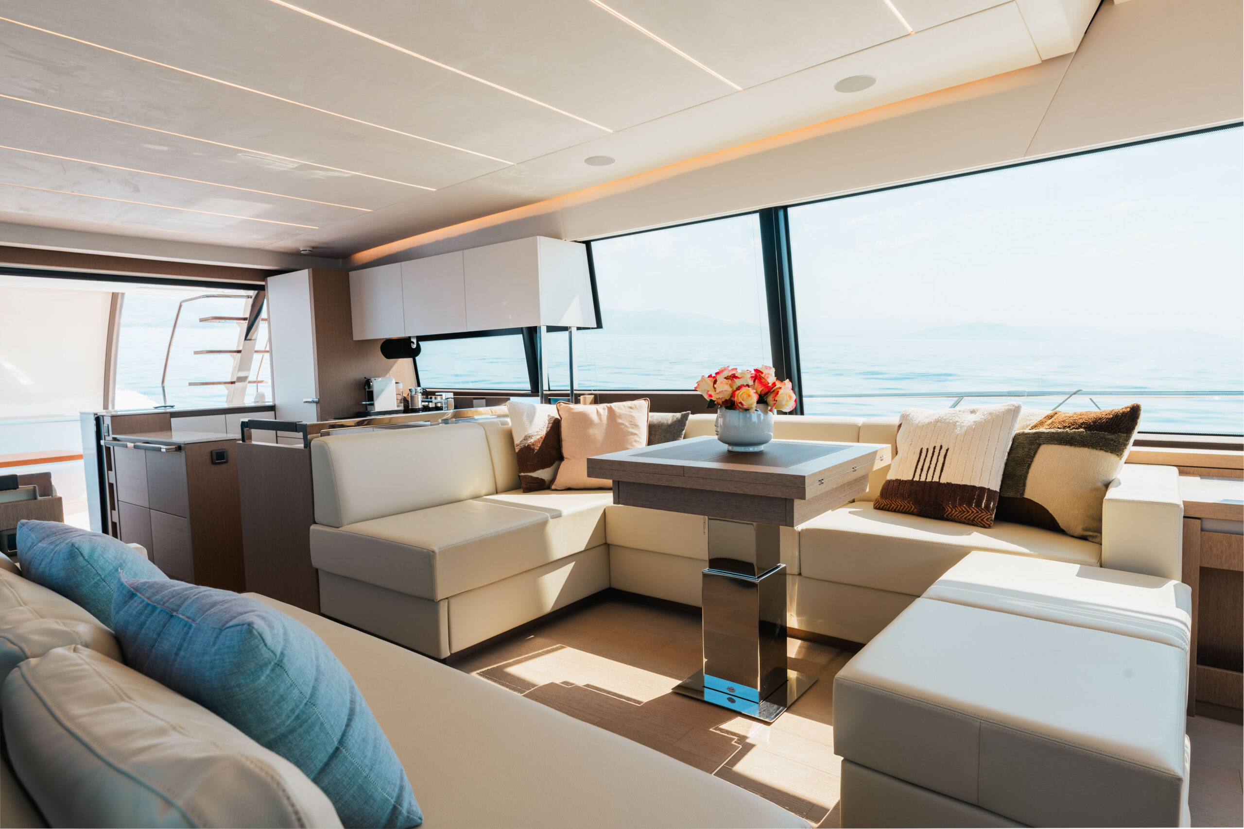 foto: 24 Prestige 690 flybridge