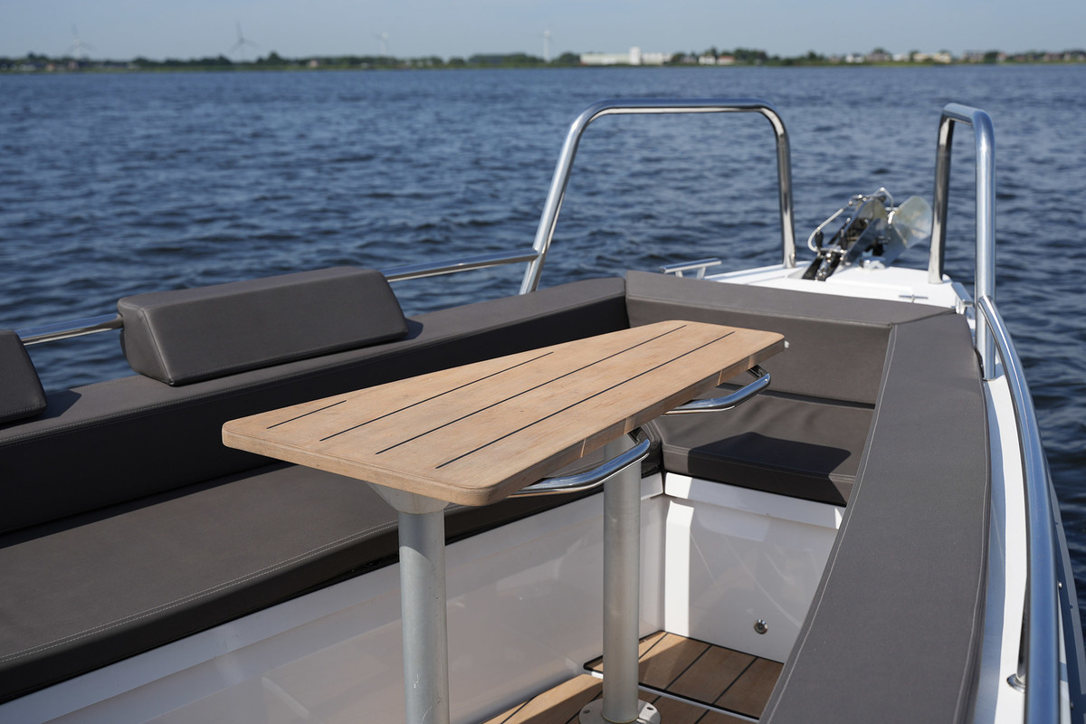 foto: 6 Axopar 28 Cabin