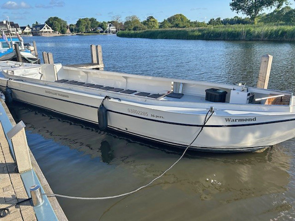 foto: 5 Open Rondvaartboot 35 gasten