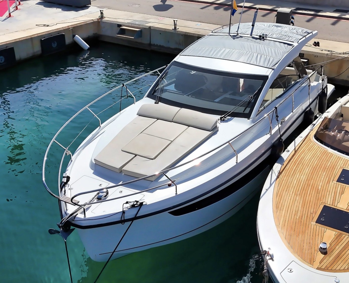 foto: 171 Sealine Sealine S335