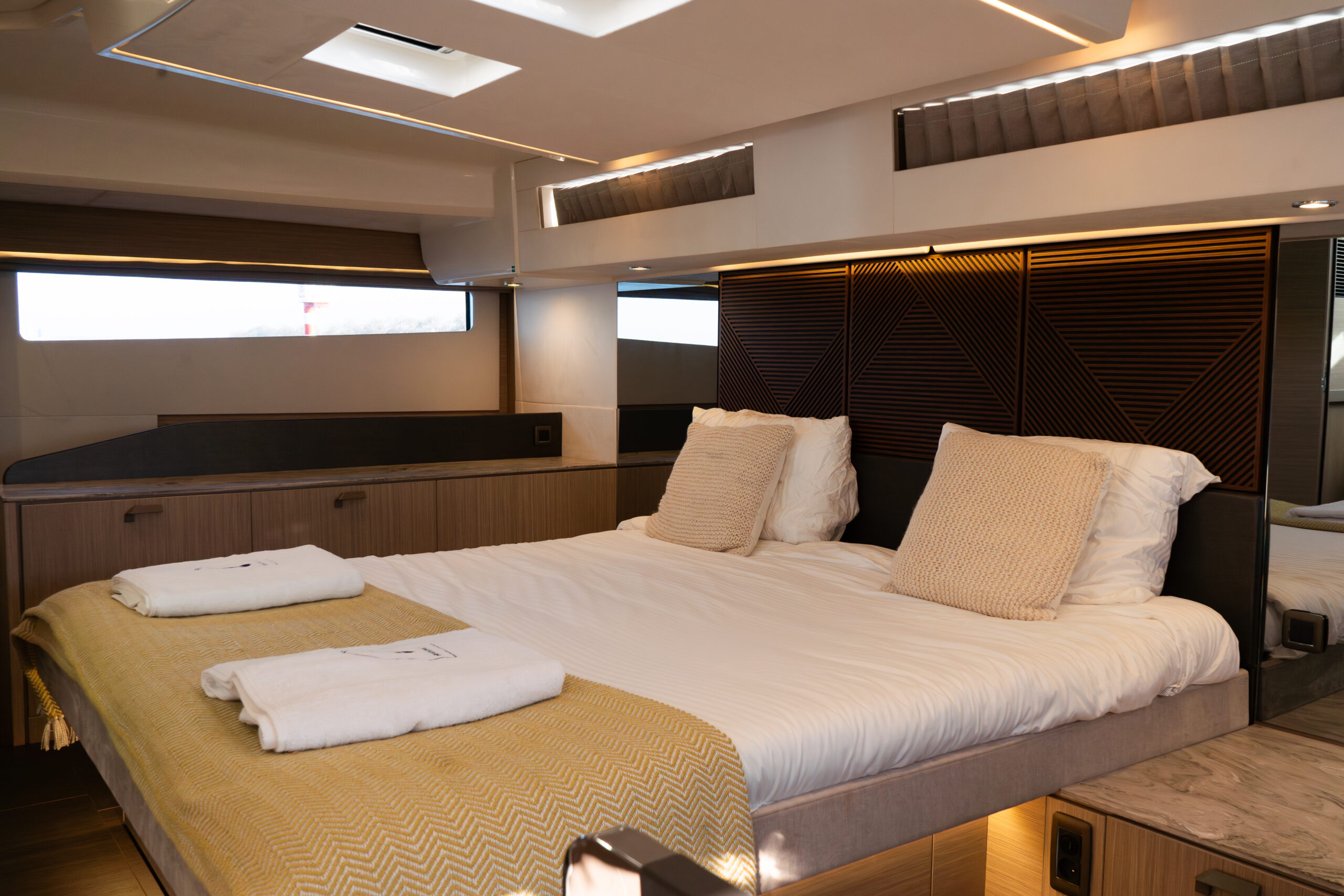 foto: 8 Prestige M48