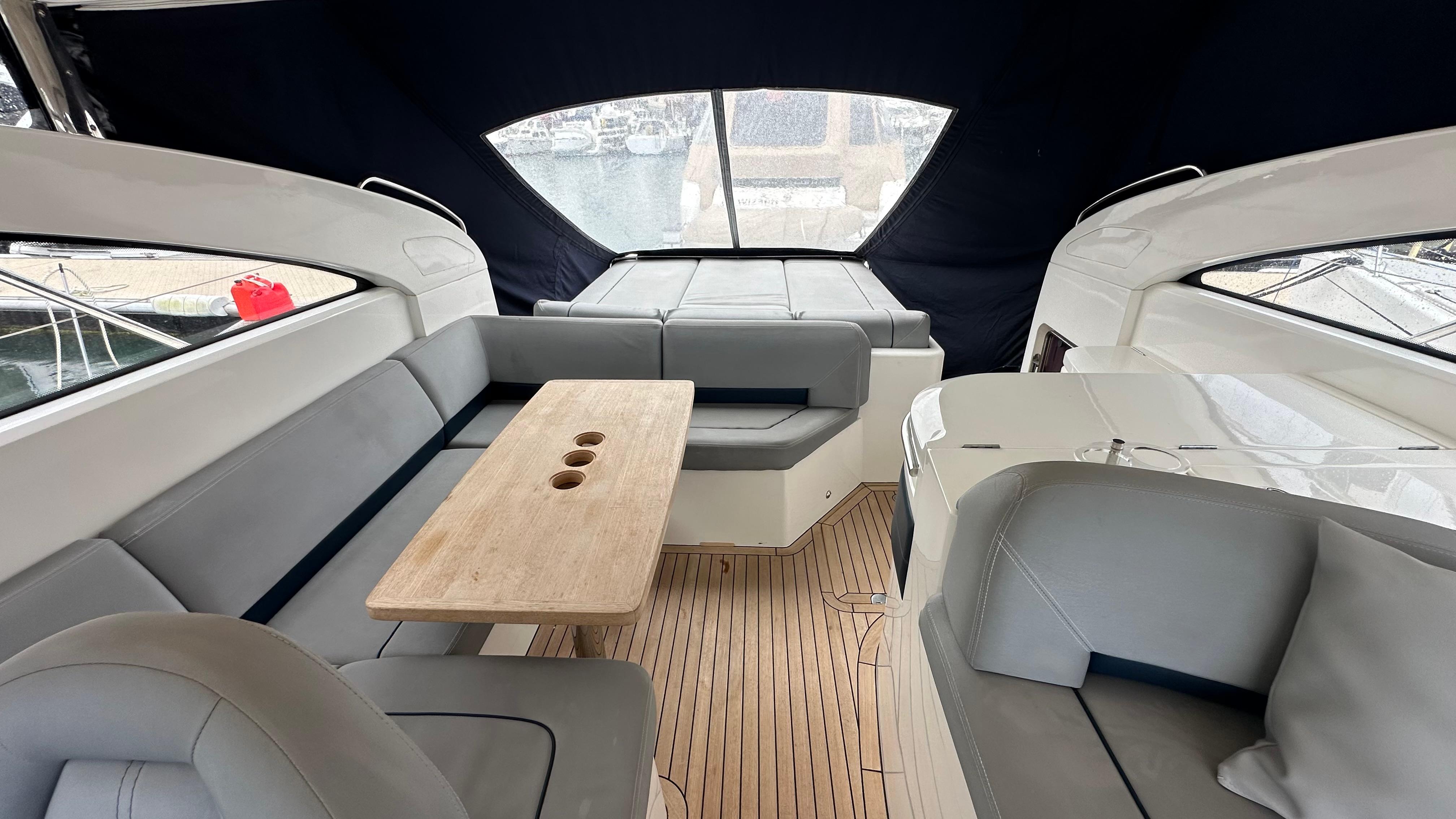 foto: 6 Princess V 42