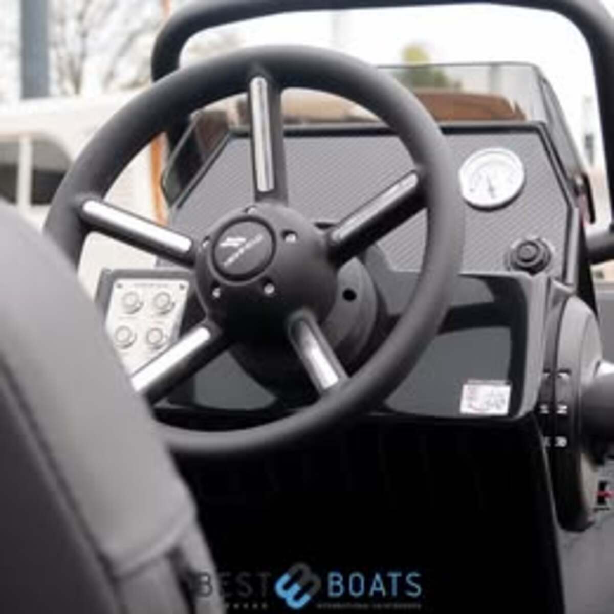 foto: 13 Highfield Sport 330