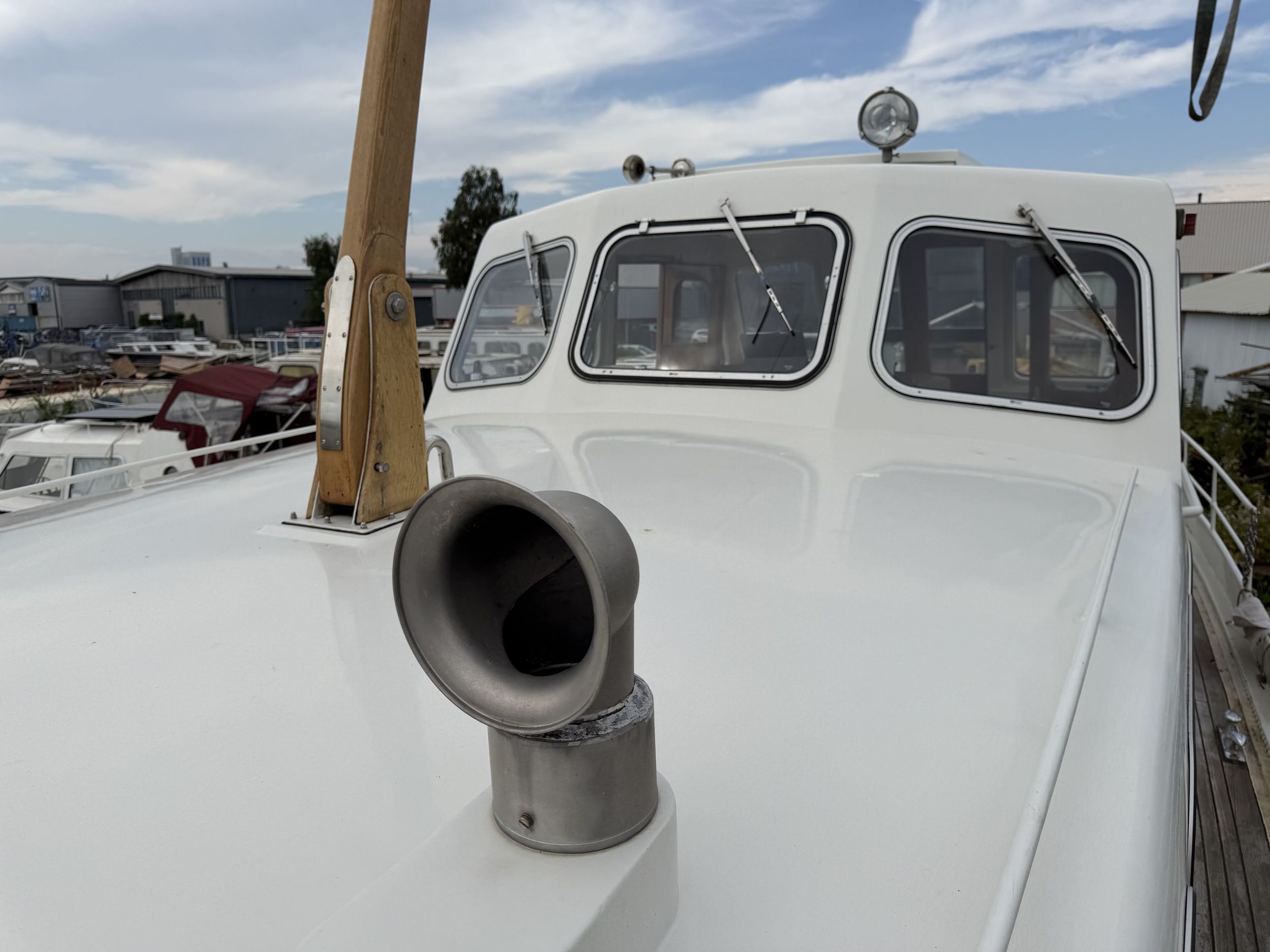 foto: 9 Akerboom Bakdekkruiser 1500