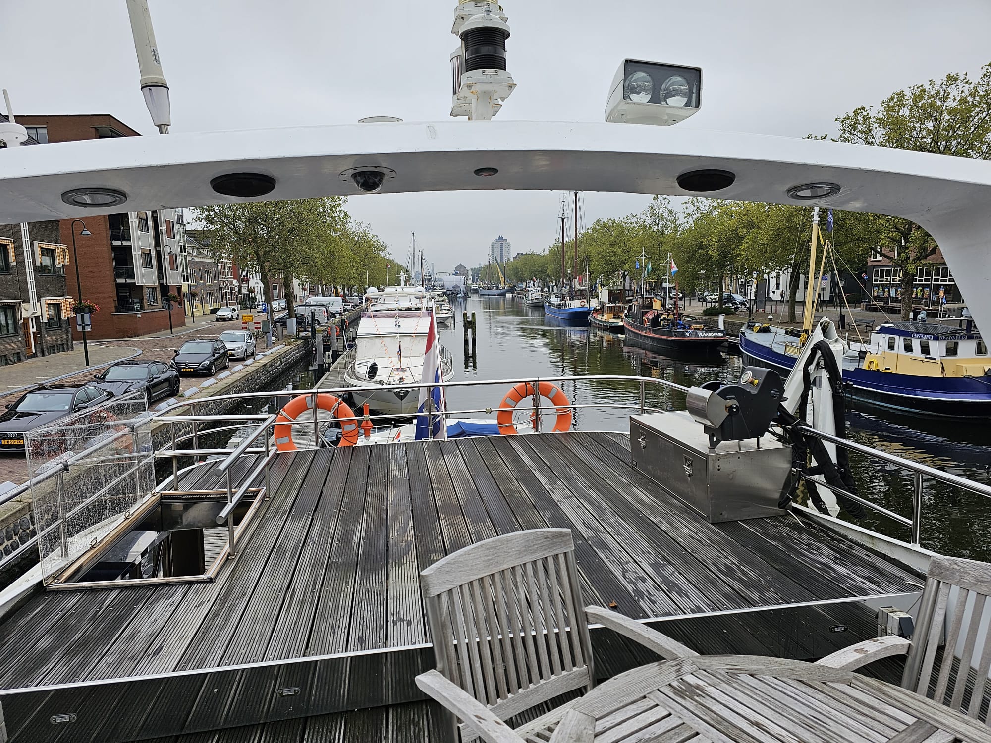 foto: 5 Jacabo 2300 (Varend woonschip)