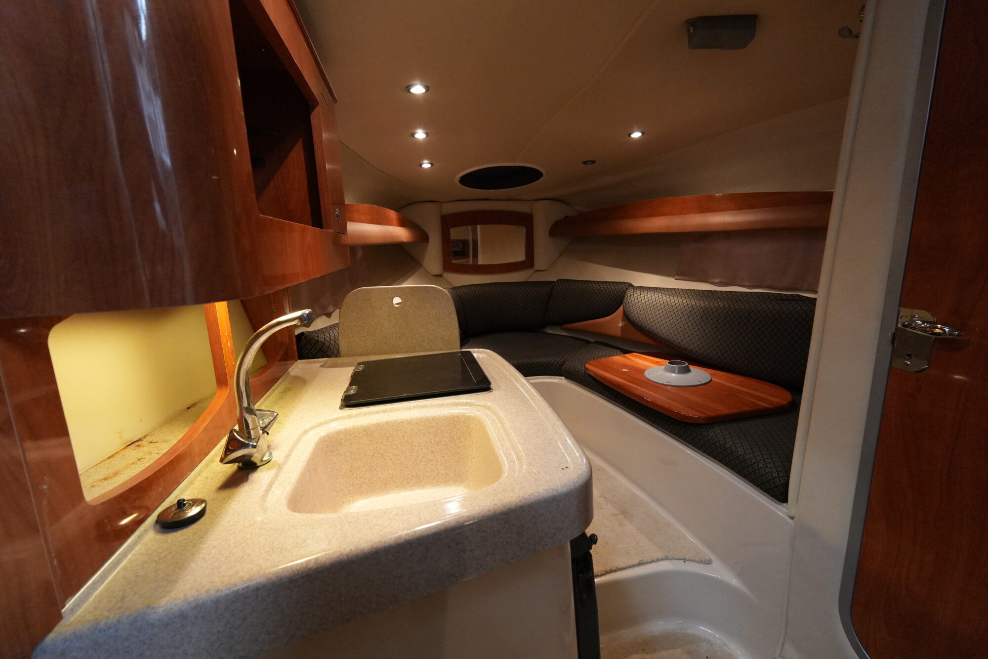 foto: 5 Four Winns Four Winns 258 Vista