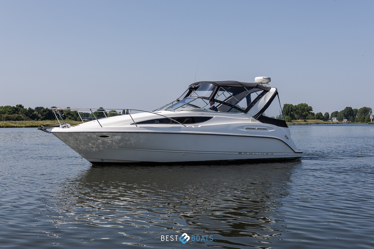 foto: 6 Bayliner 285 SB