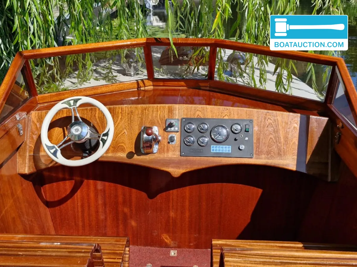 foto: 38 Klassieke Autoboot