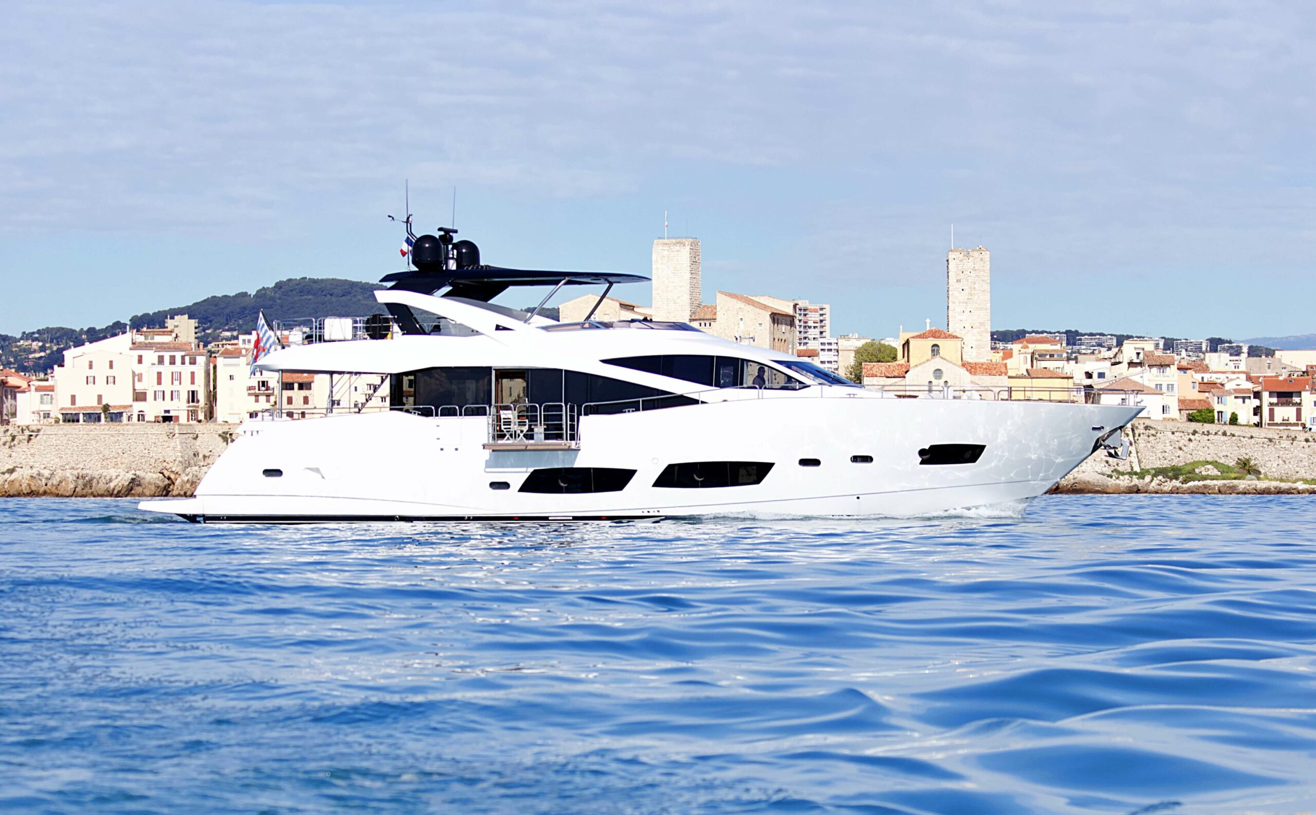 foto: 29 Sunseeker 28 # Ray