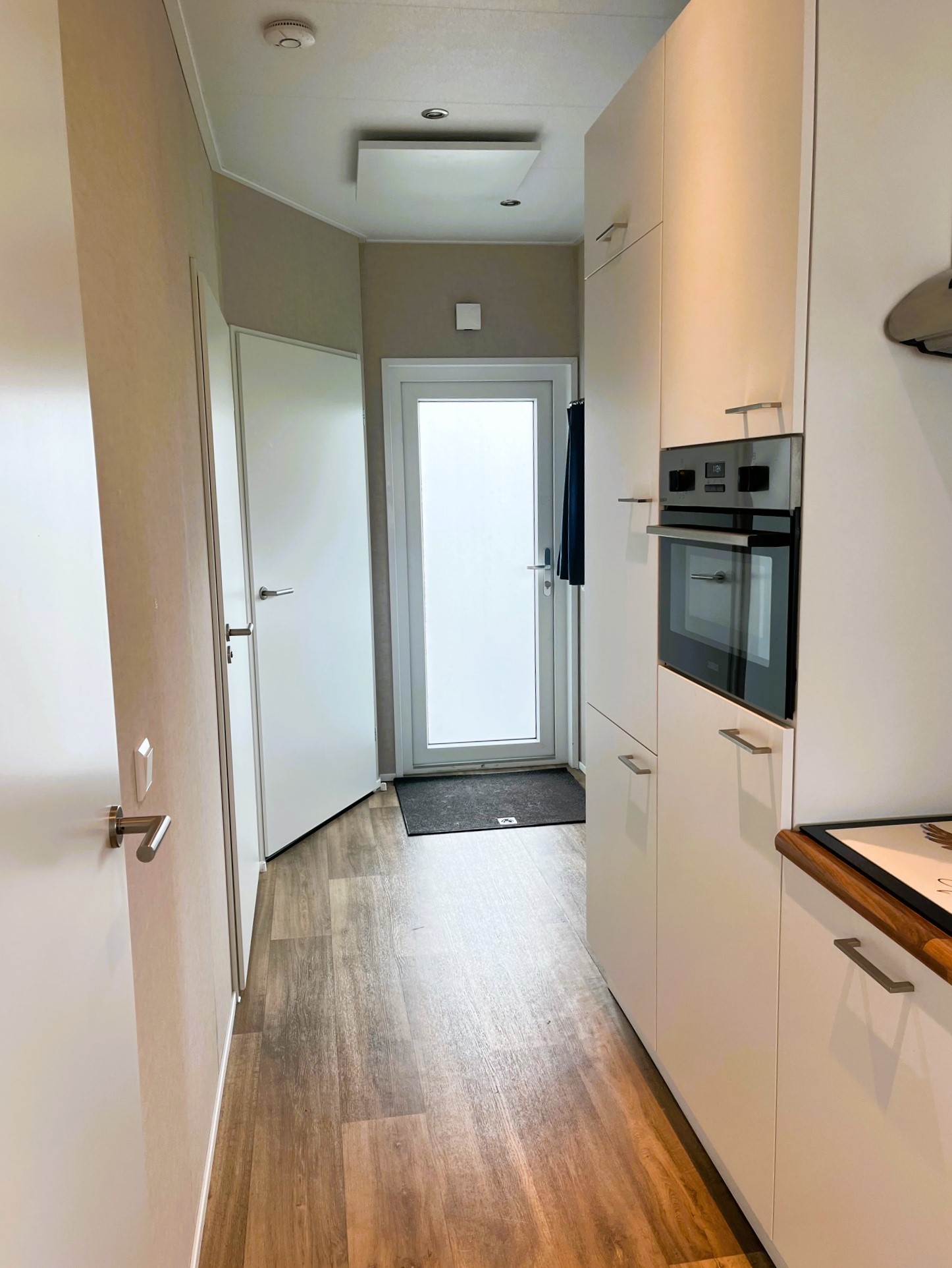 foto: 6 Vamos 46 Houseboat Charter