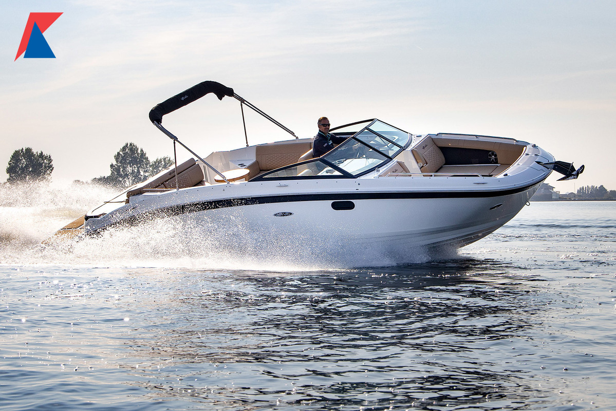 foto: 5 Sea Ray SDX 270