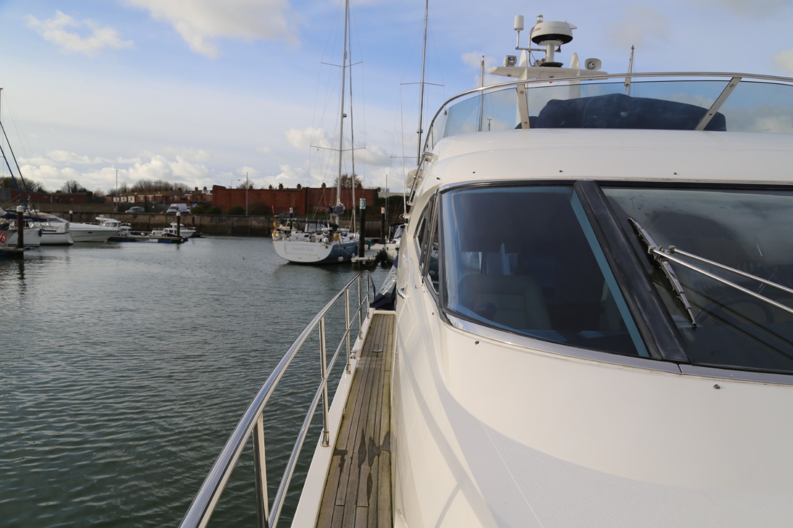 foto: 6 Fairline  Squadron 58