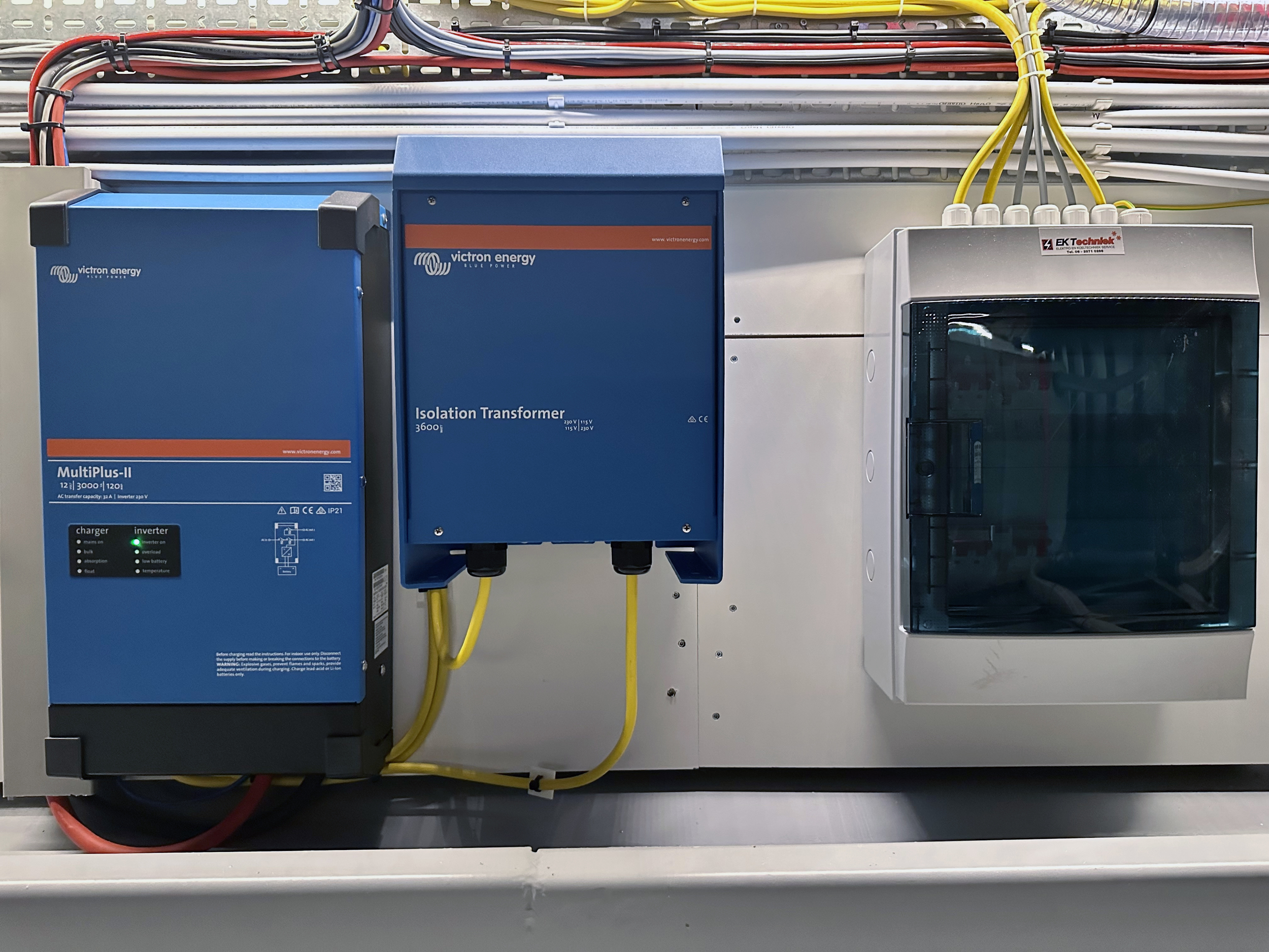 foto: 10 HOMESHIP VaarChalet In Amsterdam 1250D Luxe Houseboat