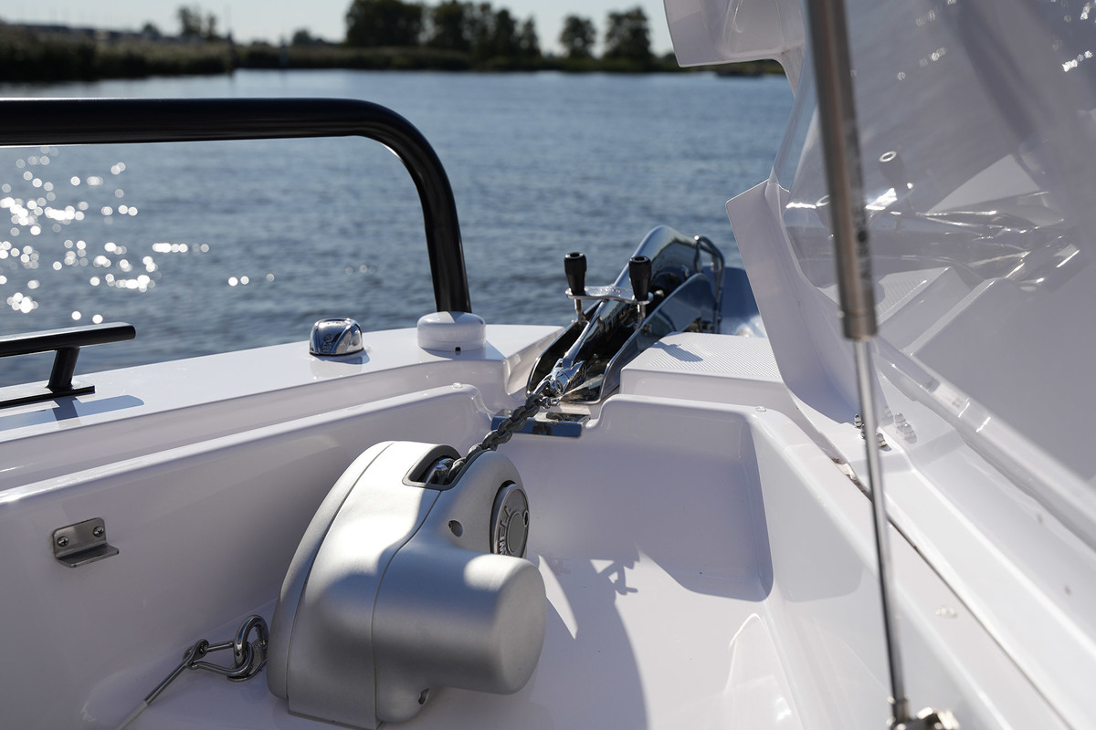 foto: 16 Axopar  37 XC Cross Cabin Mediterrana Edition